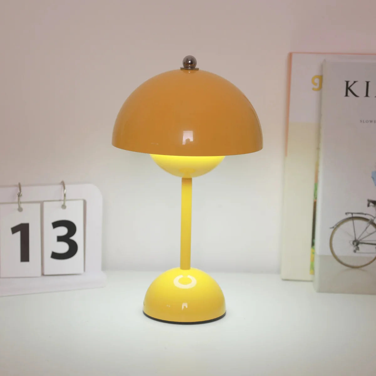 USB rechargeable LED flower bud light touch switch desk lamp, three color high-quality metal bedside lamp, living room, bedroom